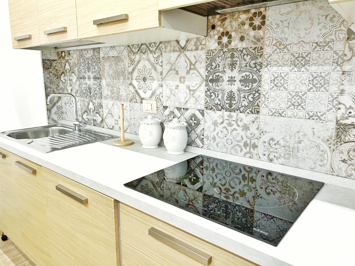 Luxury Tugurio Villa Arma di Taggia Luaran gambar