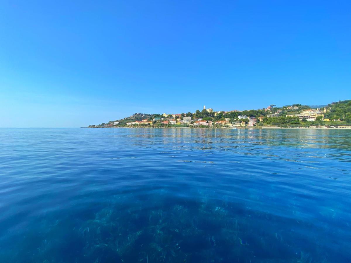 Luxury Tugurio Villa Arma di Taggia Luaran gambar